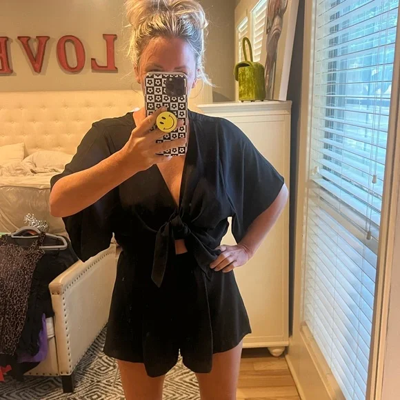 Buddy Love Stella elastic waist black romper Xsmall - Picture 1 of 3